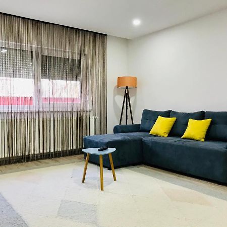 Comfy Apartment - Free Private Parking,Ac,Wi-Fi Carei Luaran gambar